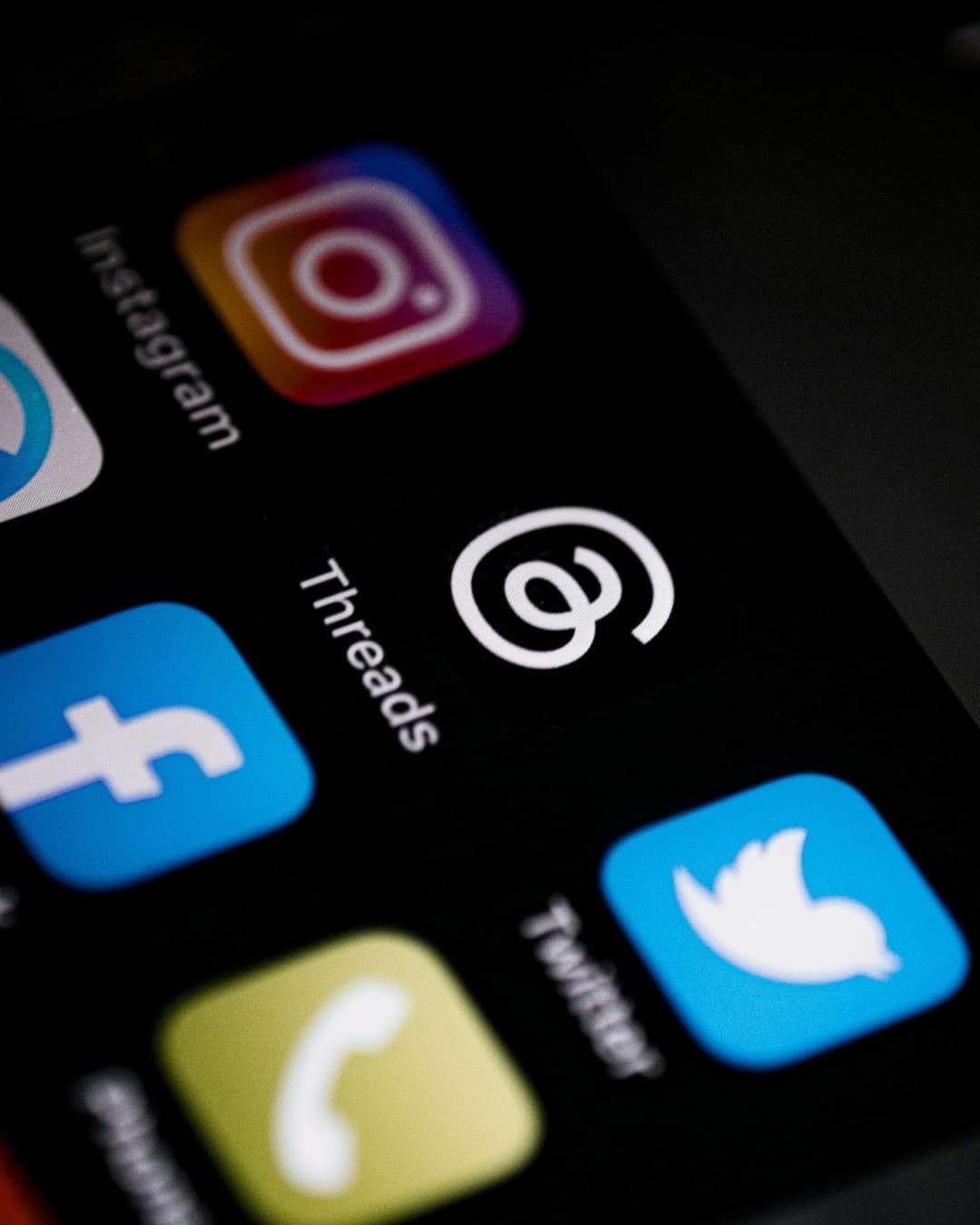 La efectividad de los derechos afines frente a las plataformas digitales