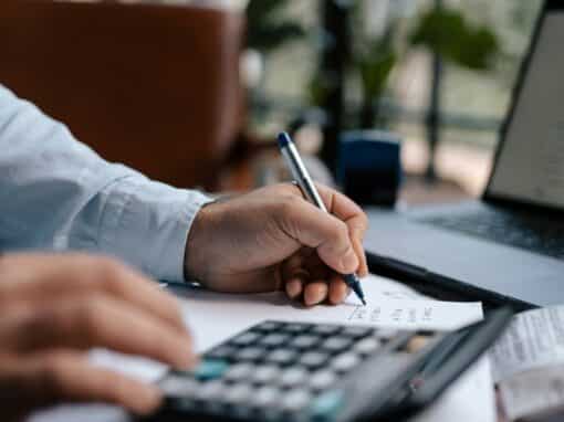 Rejet de comptabilité et reconstitution du chiffre d’affaires : comment contester efficacement ?