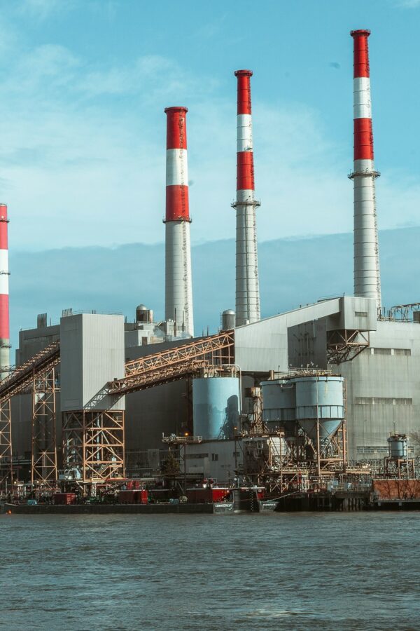 IEF et procédures collectives : la faille du redressement judiciaire dans les secteurs stratégiques